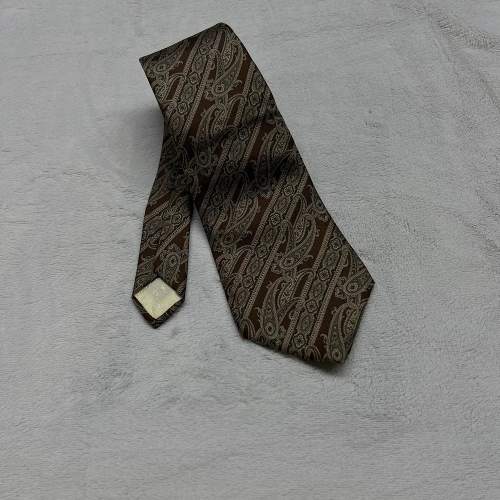 Pierre Cardin Paisley Mens Necktie OS Brown Silk Blend Vintage Pattern